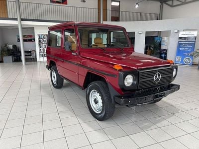 Second-hand Mercedes G230 170 CP (125 kW) 1982 Roșu SUV