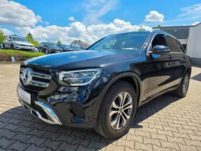 Gebraucht Mercedes GLC220 194 PS (142 kW) 2022 Schwarz SUV
