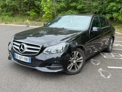 Używany Mercedes E220