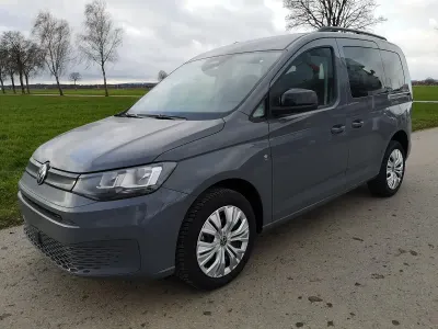 Neu VW Caddy 102 PS (75 kW) 2026 Puregrey Van / Kleinbus