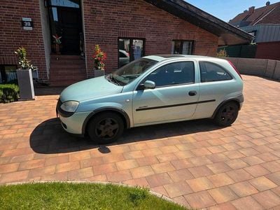 Usata Opel Corsa 75 CV (55 kW) 2001 Verde Utilitaria