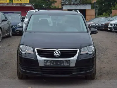 Gebraucht VW Touran Freestyle 140 PS (102 kW) 2009 Schwarz Van / Kleinbus