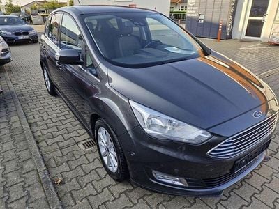 Grau Gebraucht 2018 Ford C-MAX Titanium Van / Kleinbus | 11.690 € (Etwas zu teuer)