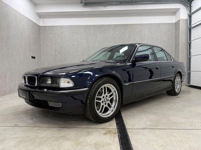 BMW 740