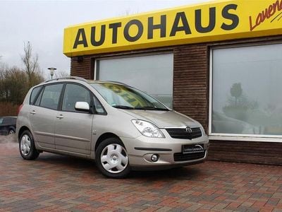 Gebraucht Toyota Corolla Verso 135 PS (99 kW) 2003 Silber Van / Kleinbus