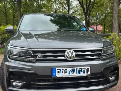 Gebraucht VW Tiguan R 190 PS (139 kW) 2019 Grau SUV