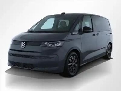 Gebraucht VW Multivan Basis 150 PS (110 kW) 2024 Grau Van