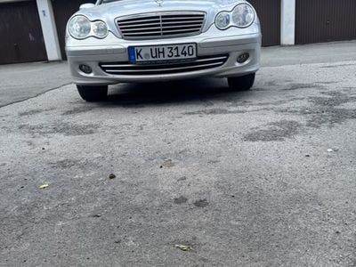 Mercedes C180