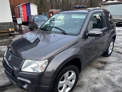 Grau Gebraucht 2008 Suzuki Grand Vitara Comfort SUV | 9.600 € (Etwas zu teuer)