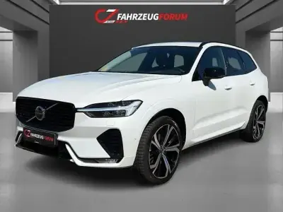 Gebraucht Volvo XC60 Plus 197 PS (144 kW) 2024 Weiß SUV