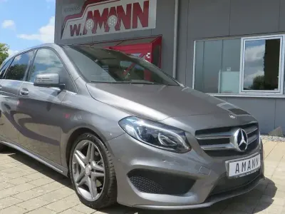 Gebraucht Mercedes B200 AMG line 136 PS (100 kW) 2015 Grau Kleinwagen