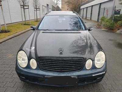 Gebraucht Mercedes E320 Avantgarde 224 PS (164 kW) 2003 Schwarz Kombi