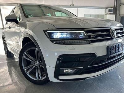 Weiß Gebraucht 2017 VW Tiguan Allspace R-line SUV | 21.900 € (Etwas zu teuer)