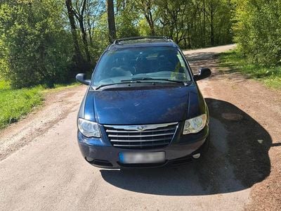 Usata Chrysler Grand Voyager 150 CV (110 kW) 2006 Blu Monovolume