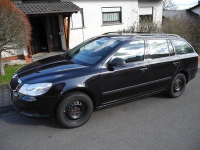 Gebraucht Skoda Octavia 122 PS (89 kW) 2010 Schwarz Kombi