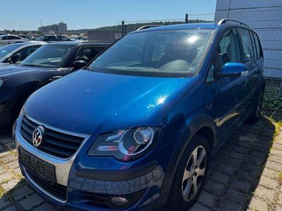 VW Touran Cross