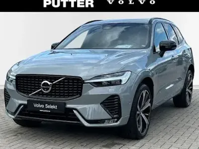 Gebraucht Volvo XC60 Ultimate 197 PS (144 kW) 2023 Grau SUV
