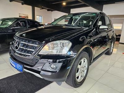 Usado Mercedes ML300 204 HP (150 kW) 2010 Preto SUV