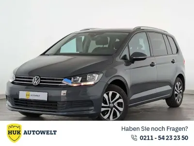 Gebraucht VW Touran Active 150 PS (110 kW) 2022 Delfingrau metallic Van / Kleinbus