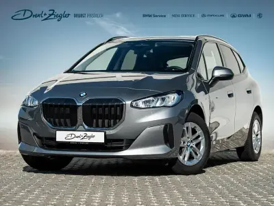 Gebraucht BMW 220 Active Tourer Performance 170 PS (125 kW) 2025 Skyscraper grey metallic Van / Kleinbus