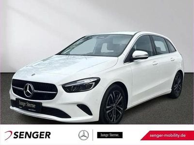 Gebraucht Mercedes B200 Progressive 163 PS (119 kW) 2024 Weiß Van / Kleinbus