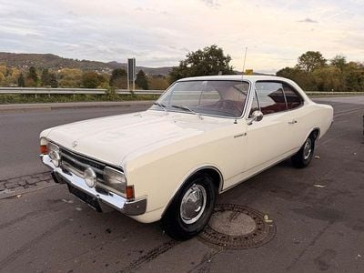 Weiß Gebraucht 1967 Opel Rekord Coupé | 11.990 €