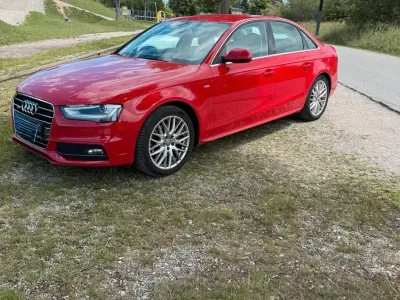 Gebraucht Audi A4 S-Line 204 PS (150 kW) 2015 Rot Limousine