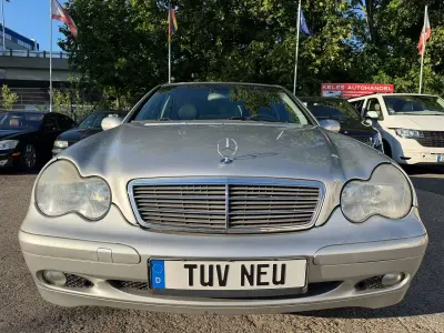 Gebraucht Mercedes C200 116 PS (85 kW) 2003 Silber Limousine