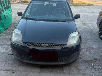 Gebraucht Ford Fiesta 69 PS (50 kW) 2006 Blau Kleinwagen