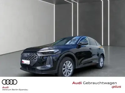 Gebraucht Audi Q5 Sportback Sport 204 PS (150 kW) 2025 Mythosschwarz metallic SUV