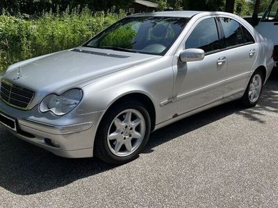 Mercedes C320