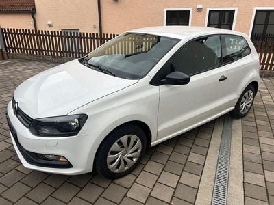 Used VW Polo Comfortline 60 HP (44 kW) 2015 White Hatchback