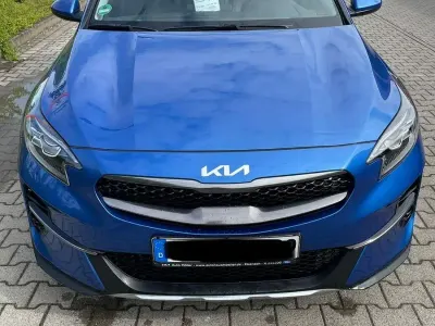 Gebraucht Kia XCeed Vision 160 PS (117 kW) 2022 Blau SUV