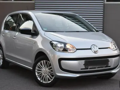 Käytetty VW up! move up! 60 HP (44 kW) 2015 Hopea Viistoperä