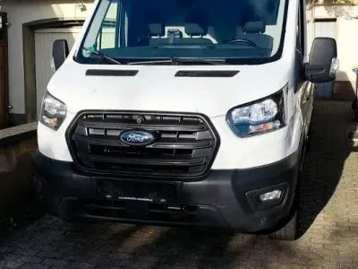 Używany Ford Focus 131 KM (96 kW) 2023 Biały Minivan
