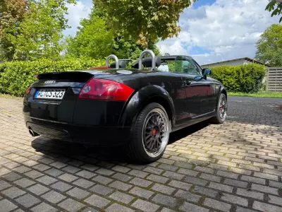 Gebraucht Audi TT Roadster Sport 150 PS (110 kW) 2001 Schwarz Cabrio