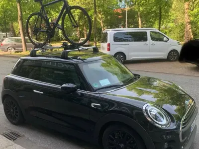 Usata Mini ONE 102 CV (75 kW) 2019 Nero Utilitaria