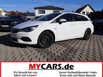 Weiß Gebraucht 2020 Opel Astra Edition Limousine | 7.255 € (Superpreis)