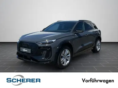 Gebraucht Audi Q6 e-tron Business 225 kW (306 PS) 2026 Grau SUV