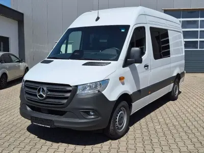 Gebraucht Mercedes Sprinter 170 PS (125 kW) 2024 Weiß Van