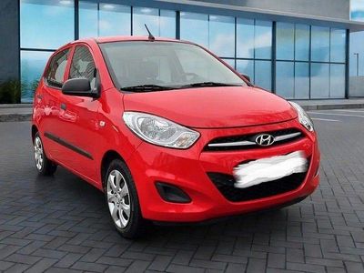 Gebraucht Hyundai i10 Edition 69 PS (50 kW) 2012 Rot Kleinwagen