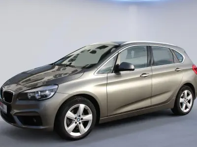 Używany BMW 218 Sport Line 150 KM (110 kW) 2015 Srebrny Kombi