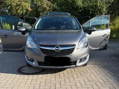 Gebraucht Opel Meriva Color Edition 120 PS (88 kW) 2015 Grau Van / Kleinbus