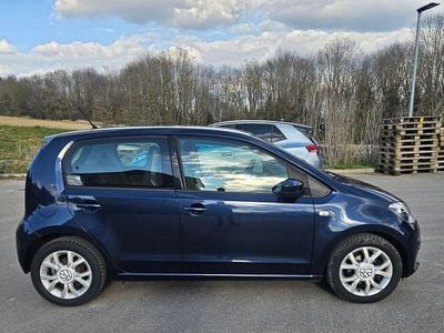 Usata VW up! high up! 75 CV (55 kW) 2014 Blu Utilitaria