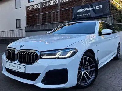 Usata BMW 530e M Sport 292 CV (214 kW) 2023 Bianco Berlina