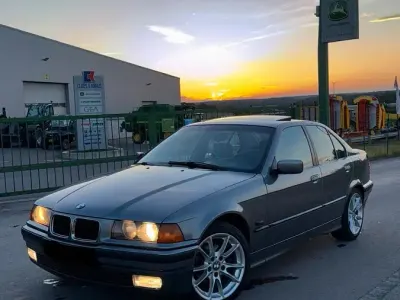 Gebraucht BMW 323 170 PS (125 kW) 1995 Limousine