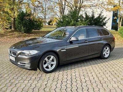 Braun Gebraucht 2016 BMW 530 Kombi | 11.900 € (Guter Preis)
