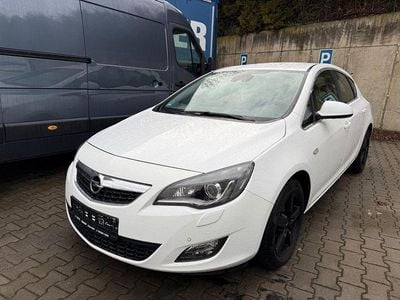 Gebraucht Opel Astra Sport 140 PS (102 kW) 2010 Weiß Limousine