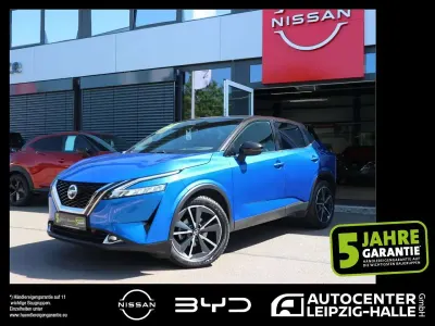 Gebraucht Nissan Qashqai Tekna 140 PS (102 kW) 2022 Magnetic blue/black metallic SUV