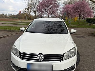 Gebraucht VW Passat 177 PS (130 kW) 2013 Weiß Kombi
